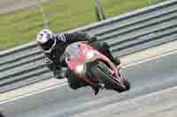 cadwell-no-limits-trackday;cadwell-park;cadwell-park-photographs;cadwell-trackday-photographs;enduro-digital-images;event-digital-images;eventdigitalimages;navarra;no-limits-trackdays;peter-wileman-photography;racing-digital-images;trackday-digital-images;trackday-photos